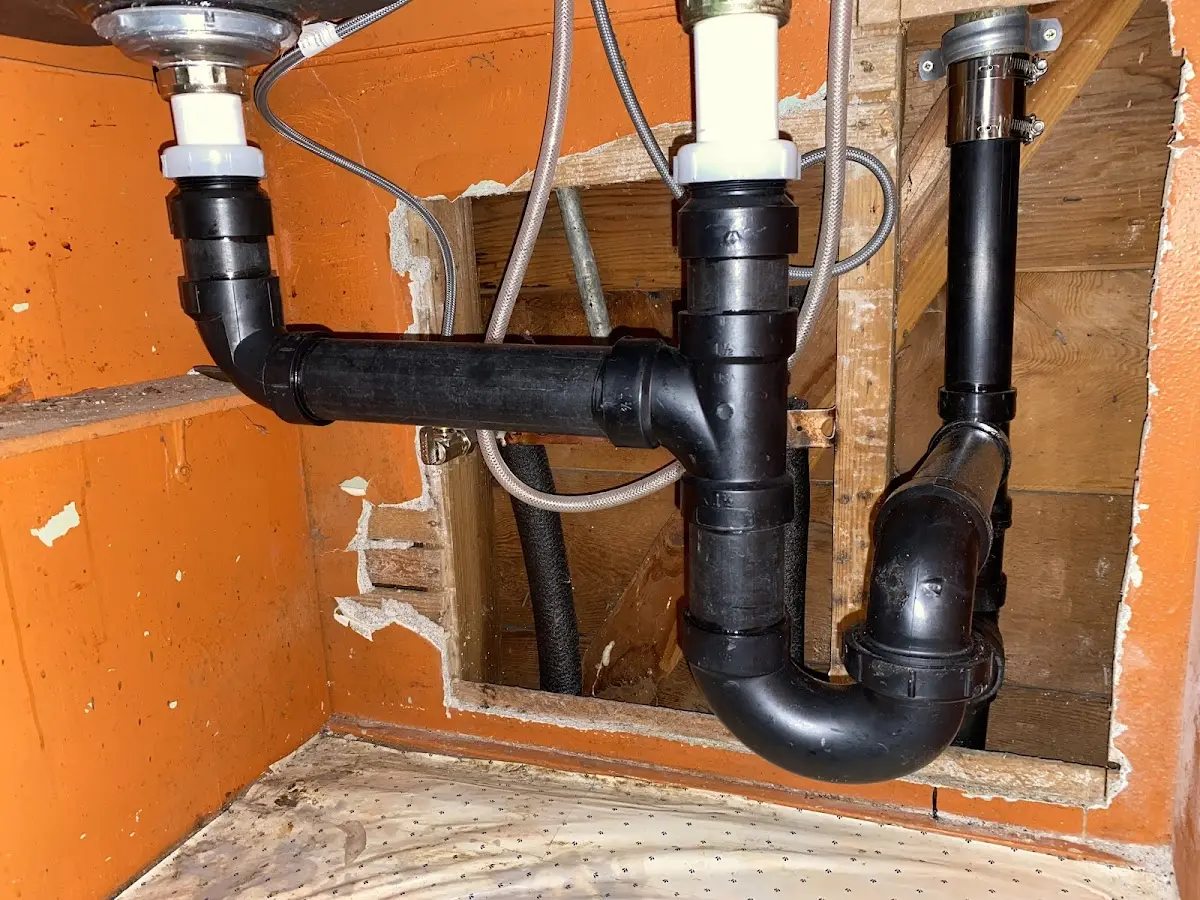 Professional Pipe Bursting equipment and tools on the job in Euclid